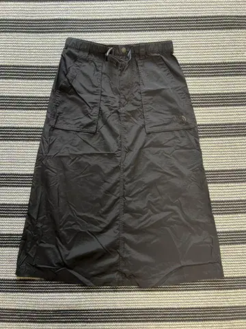 THE NORTH FACE 스커트