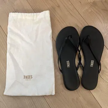 새상품 TKEES 티키즈 샌들 블랙 37