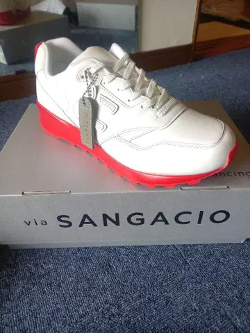 SANGACIO 화이트/레드 스니커즈 오른발만