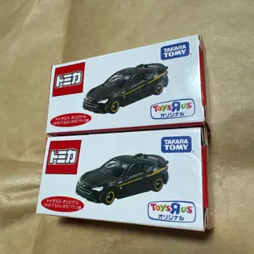 토이저러스 오리지널 토미카 2점
