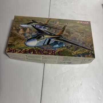 Su-24 FENCER C 1/72 DRAGON