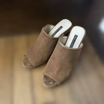 펠리코 샌들 35 스웨이드