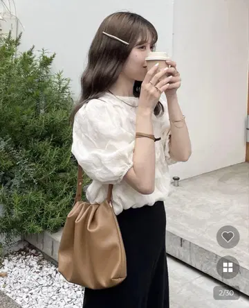aimey 웨이브 반팔 상의