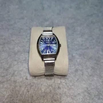 SEIKO 루키아 솔라 전파 손목시계 1B22-0BC0