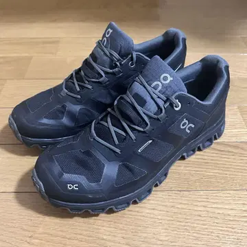 On Cloud venture Waterproof WP 26cm US8