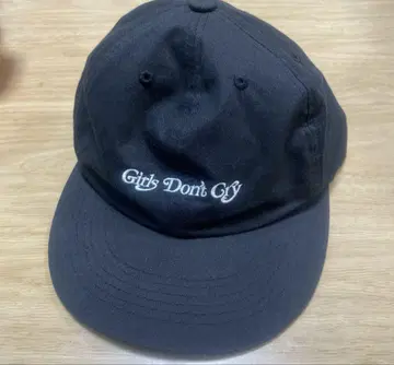 Girls Don't Cry 캡 모자