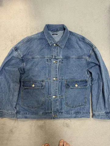 FREAKS STORE 라이트 블루 데님 자켓