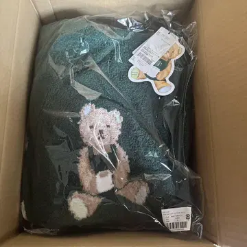 미사용 새상품 젤라피케 스벅 콜라보 가디건 자켓