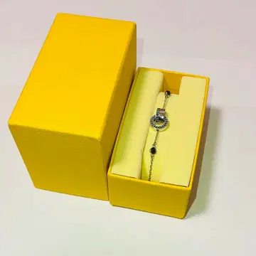 SWAROVSKI 스와로브스키 팔찌