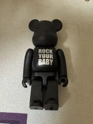 TMT BE@RBRICK 2016년 1월 1일 출시