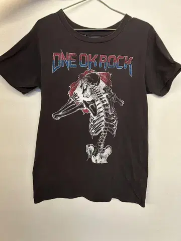 ONE OK ROCK 2016 나기사엔 T셔츠 M 사이즈