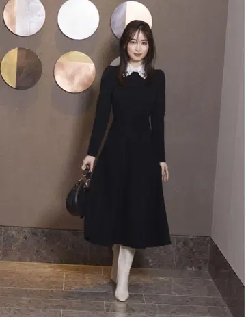 SNIDEL 화이트 레이스 카라 니트 원피스 블랙 프리 사이즈