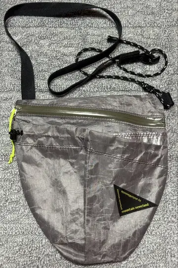 아틀리에 블루보틀 Hiker's SACOCHE-05 DCF 라이트 그레이