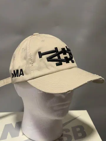 oMA STUDIOS 오마캡