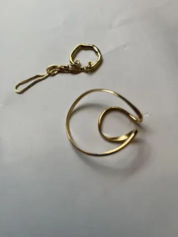 골드 스월 디자인 이어 커프 2종류