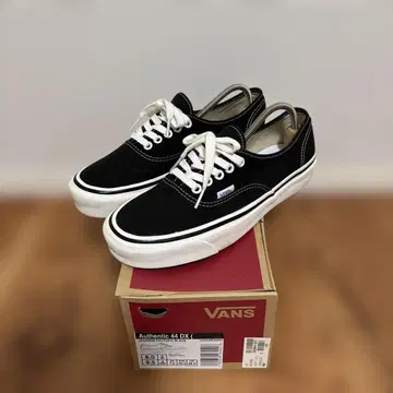 VANS Authentic 44 DX 블랙 8.0