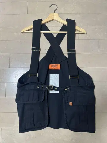 UNIVERSAL OVERALL x JACK&MARIE 블랙 베스트