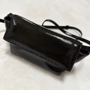 [새상품급] 미유르 GINZA MINI 에나멜 숄더백