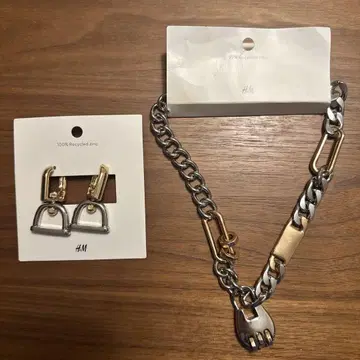 [ 이번 시즌 지난주 구매 ] H&M 후프 귀걸이와 체인 목걸이 세트