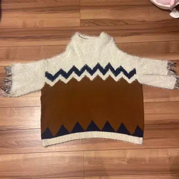 차이하네 니트탑