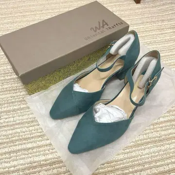 [미사용 새상품] 오리엔탈 트래픽 펌프스 힐 26cm 42