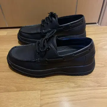 ZARA 블랙 데크 슈즈 42