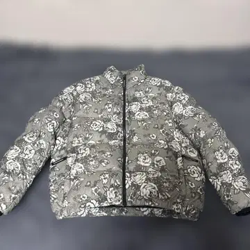 thisisneverthat 다운 자켓 그레이