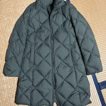 유니클로 UNIQLO 다크 그린 퀼팅 다운 자켓 M 사이즈