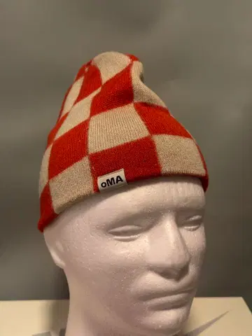 oMA STUDIOS 오마캡