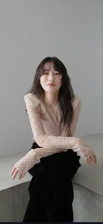CLANE DESIGN 베이지 도트 블라우스 사이즈 1