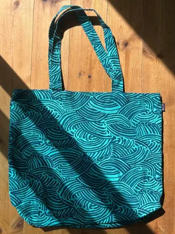 Patagonia 파도 무늬 토트백