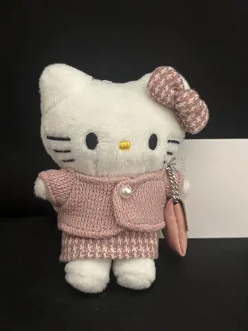 LOWRYSFARM 헬로키티 토이 키링 트위드 핑크 체크