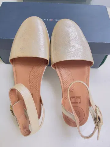 Fitflop 샌들 23.5cm