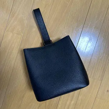 미사용 Hushtug 복조리 가죽 백 블랙