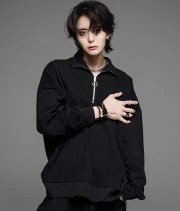 ADRER 엑스트라 퀄리티 링 지퍼 롱 T 하프 지퍼