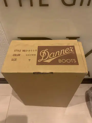 Danner 부츠 사이즈 7 브라운