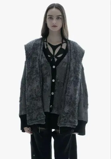THEREDTHREAD S tail cardigan long