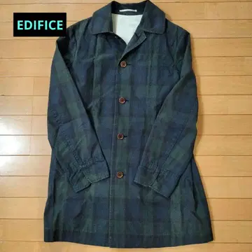EDIFICE 네이비 계열 체크 체스터 코트