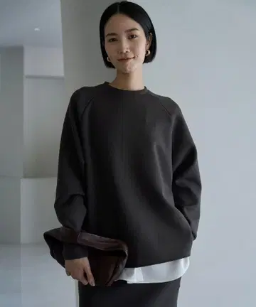 안피로 뷰티 폼 저지 백 지퍼 풀오버