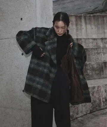 체크 코쿤 미들 코트 hellam