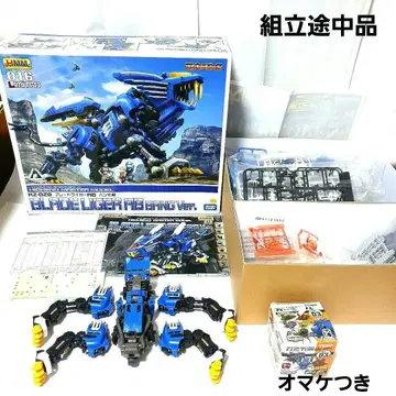 조립 중 코토부키야 HMM ZOIDS 조이드 블레이드 라이거 AB 반