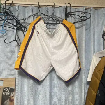 레이커스 하프 팬츠