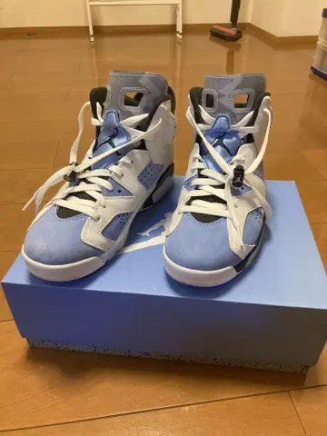 한 번만 착용 AJ6 unc 27cm