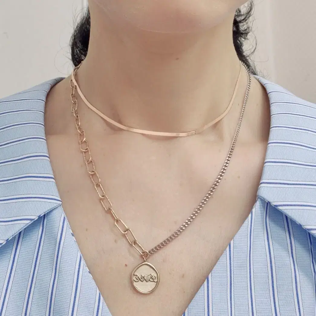 14k 옐로와 화이트 콤비 다이아 코인 목걸이(3.36돈)