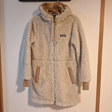 patagonia 플리스 후드 부착 코트 XS 크림색