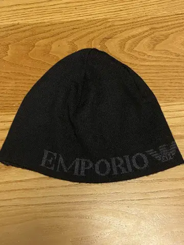 EMPORIO ARMANI 비니 L 엠포리오 아르마니 니트 모자