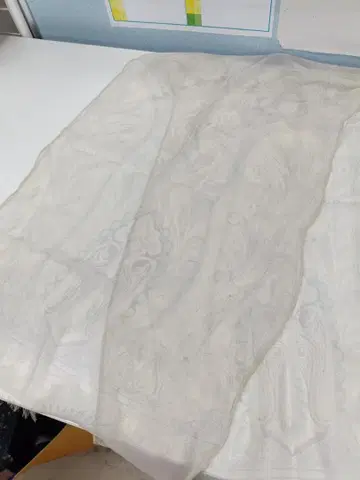 [ 새상품급 ] ETRO 100% 실크 스카프 크림