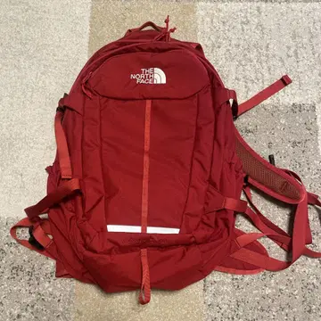 THE NORTH FACE 레드 백팩