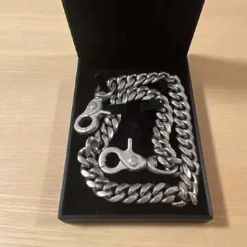 DIVINER 실버 체인