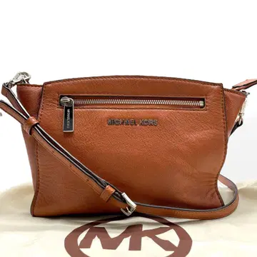컨디션 최상 MICHAEL KORS 숄더백 가죽 브라운 수납 가방